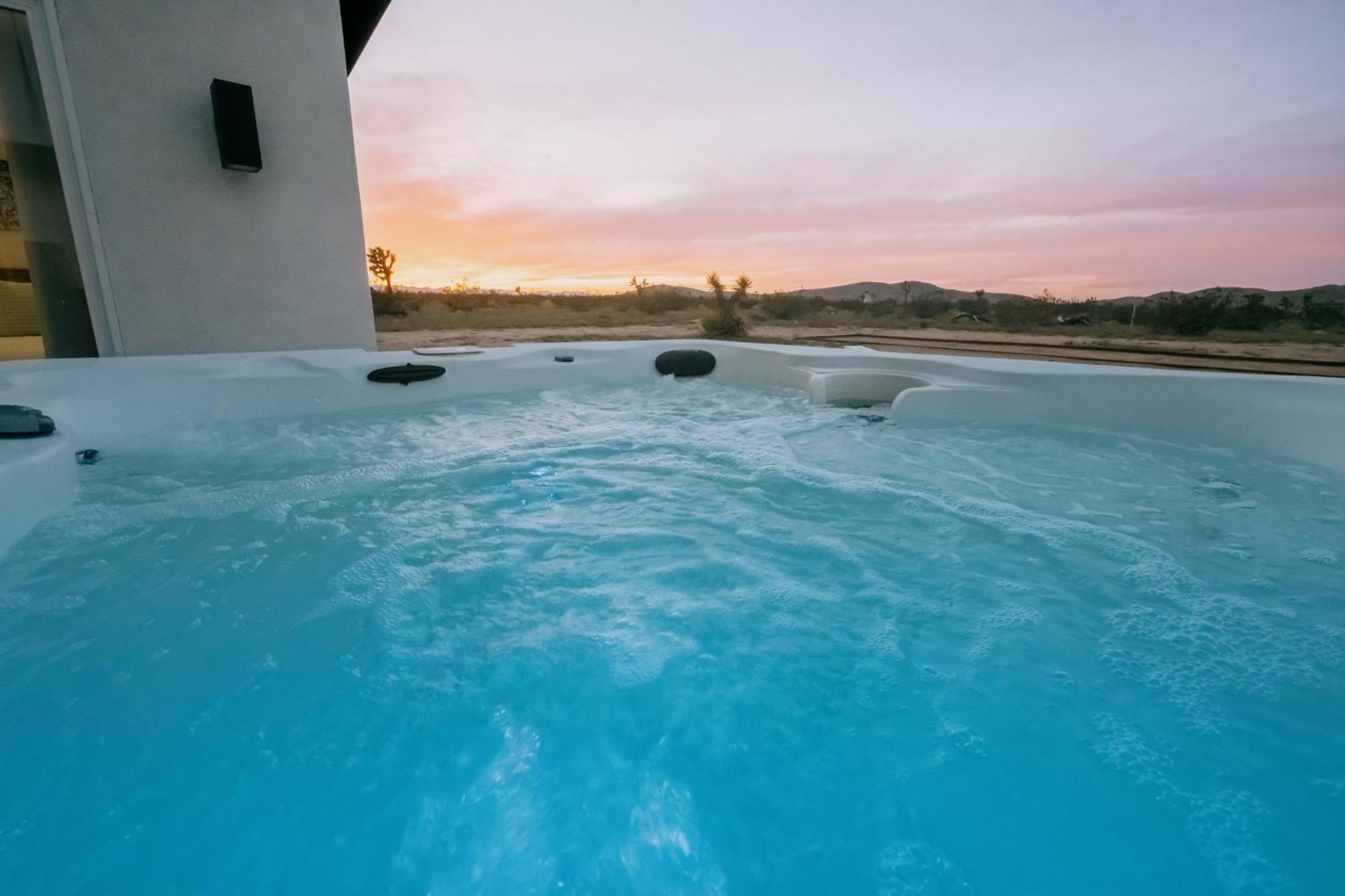Coyote Tracks - A Modern Desert Experience Villa Joshua Tree Exteriör bild